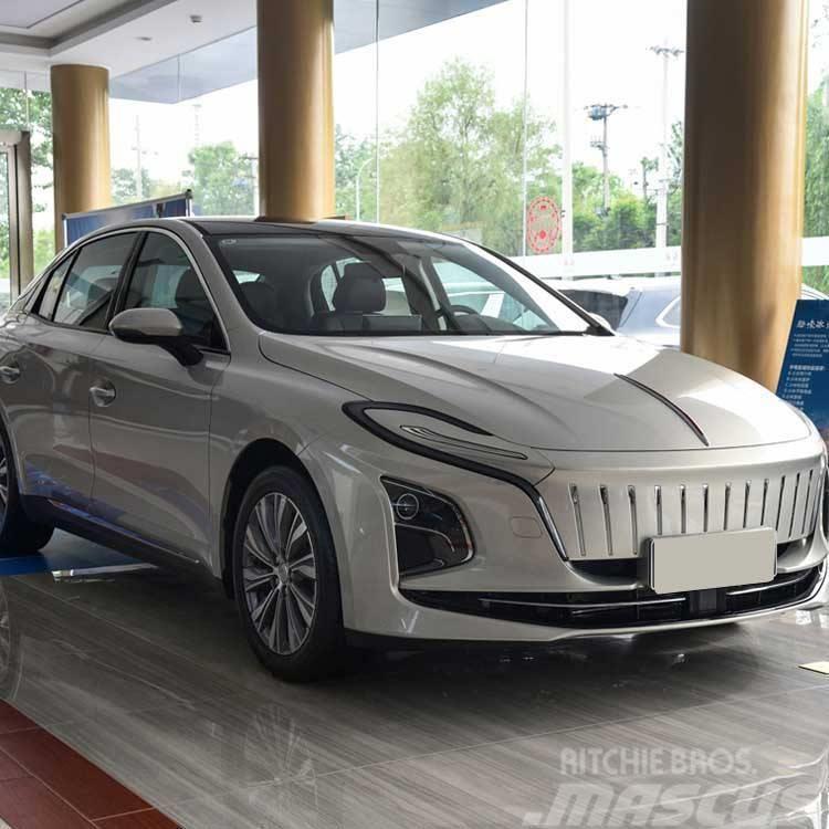  BTHQQ5 Hongqi Vehicle Made in China Plus Electrica Cars