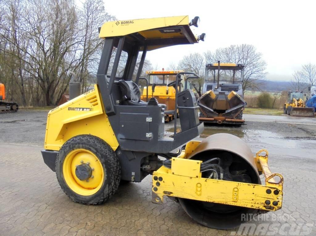 Bomag BW 124  DH-4 Single drum rollers