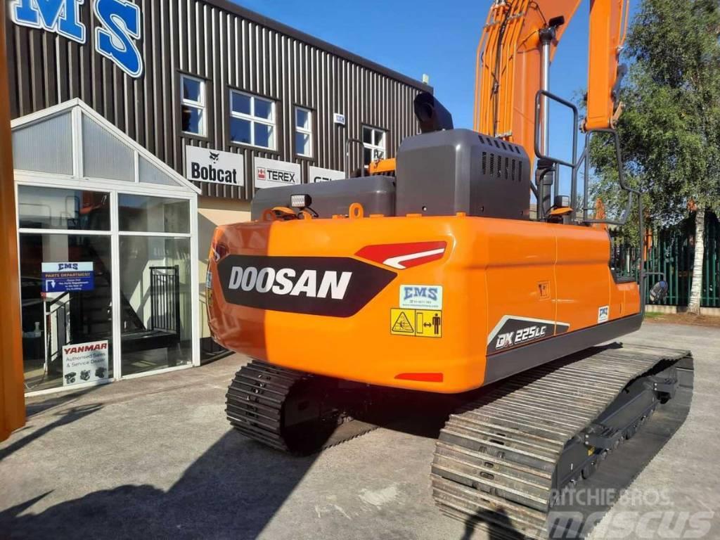 Doosan Dx225LC-7 Crawler excavators