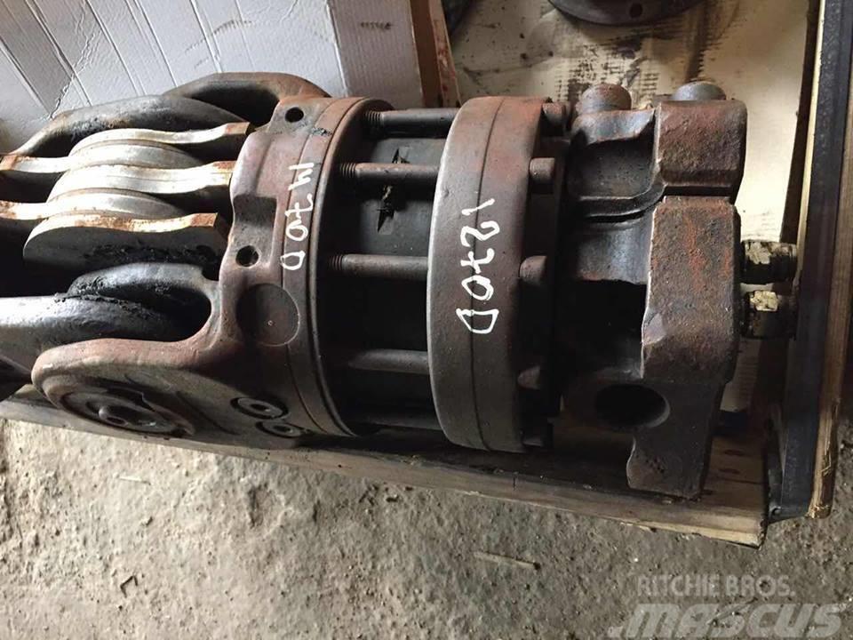 John Deere 1270D, 1470D Rotator Hydraulics
