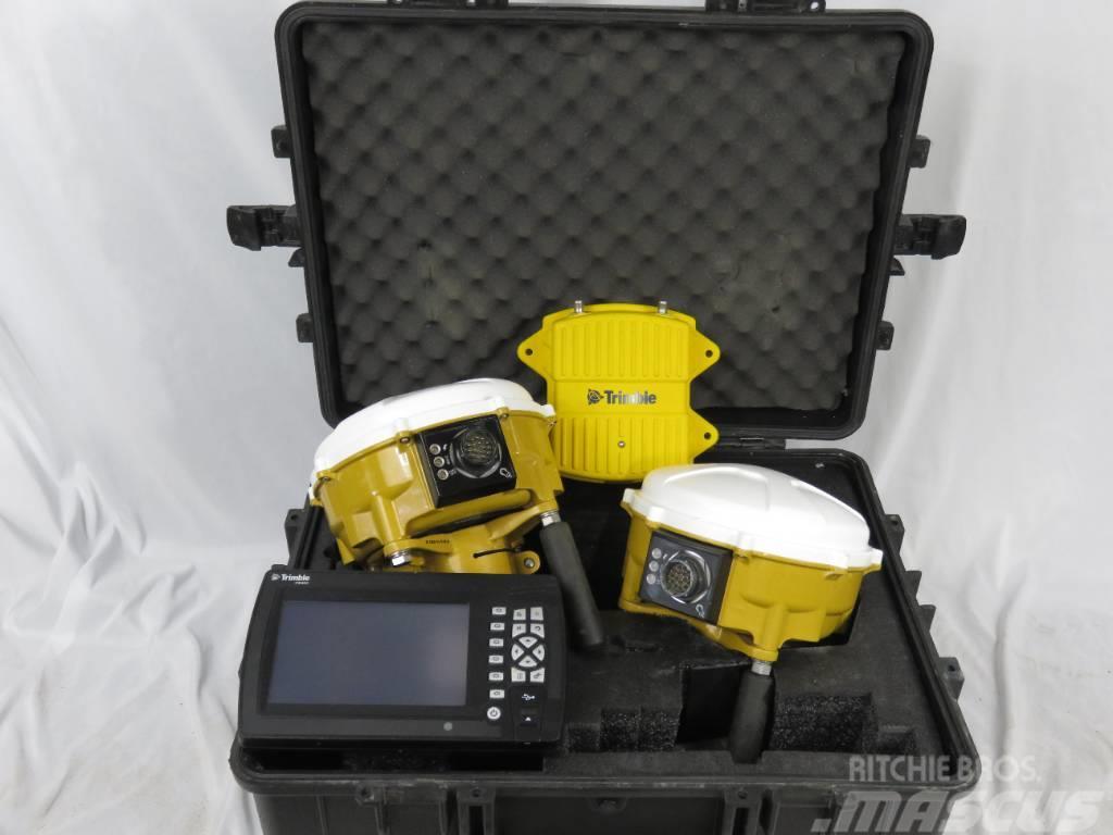 Trimble GCS900 Dozer GPS Kit w/ CB460, MS995's, SNR934 Other components