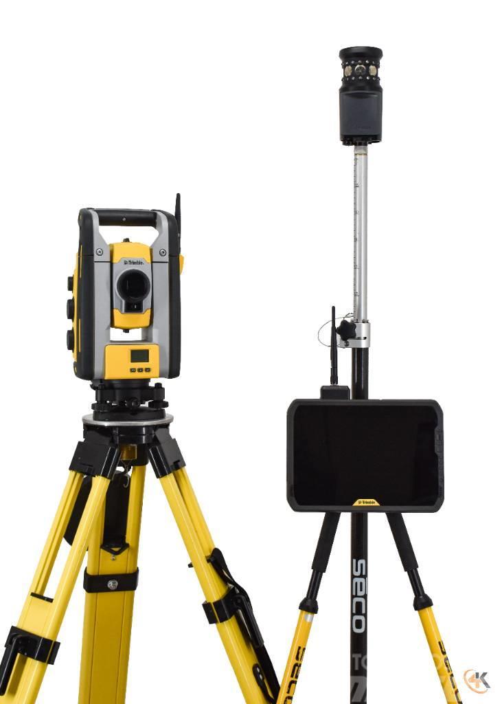 Trimble RTS773 3" Robotic Total Station w/ T100 Fieldlink Other components