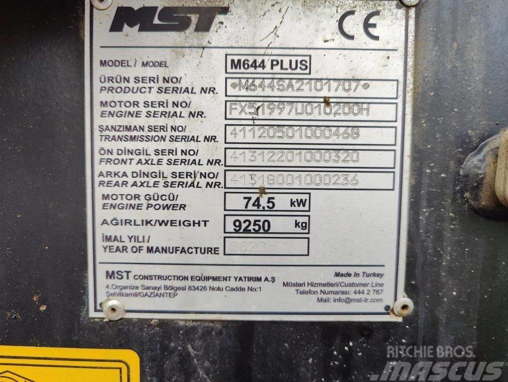 MST M644PLUS Backhoe loaders