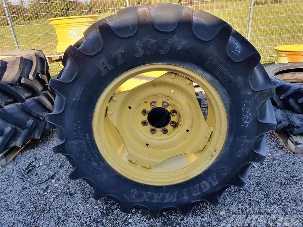BKT 380/85R28 x2 Tyres, wheels and rims