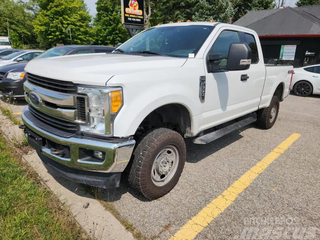 Ford Super Duty F-350 Other