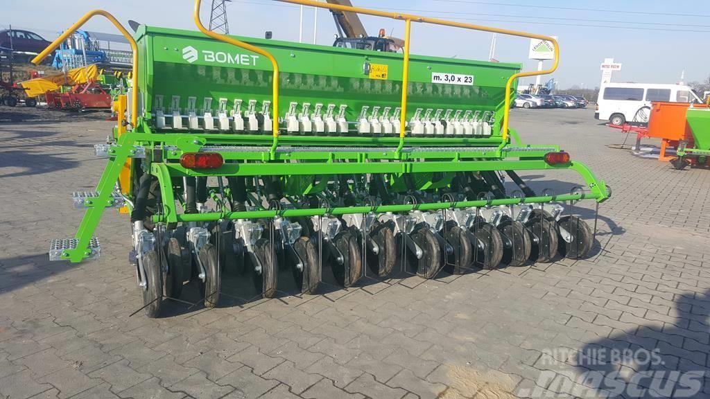 Bomet Universal seed drill Scorpius 3,0m + disc coulters Drills