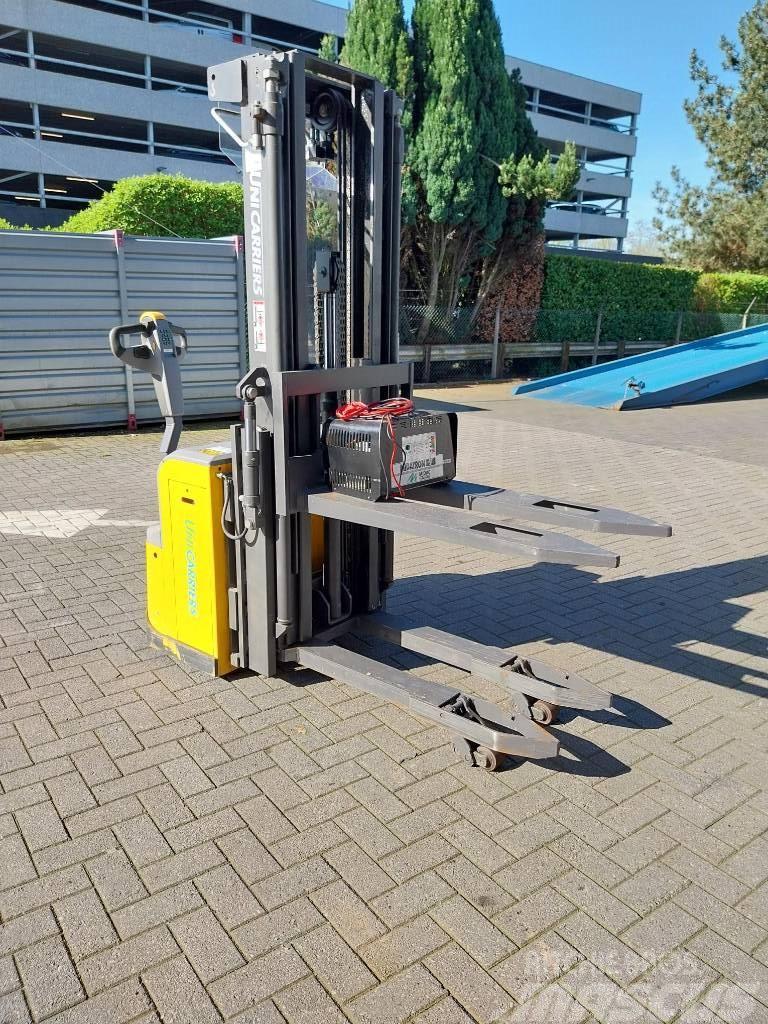 UniCarriers PSH160DTFV480I Pedestrian stacker