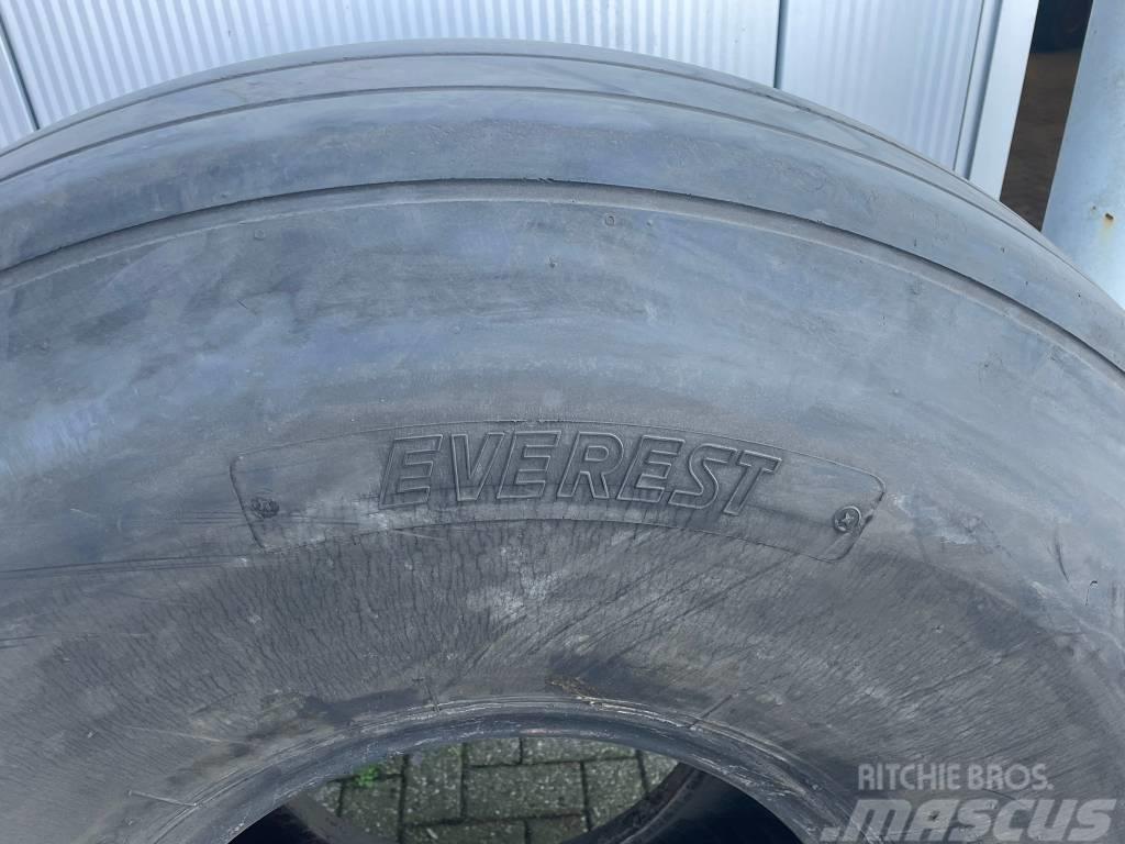 Everest 20.00 - 20 Tyres, wheels and rims