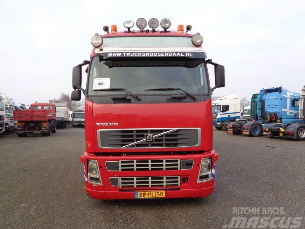 Volvo FH 12.380 + Lift Animal transport trucks