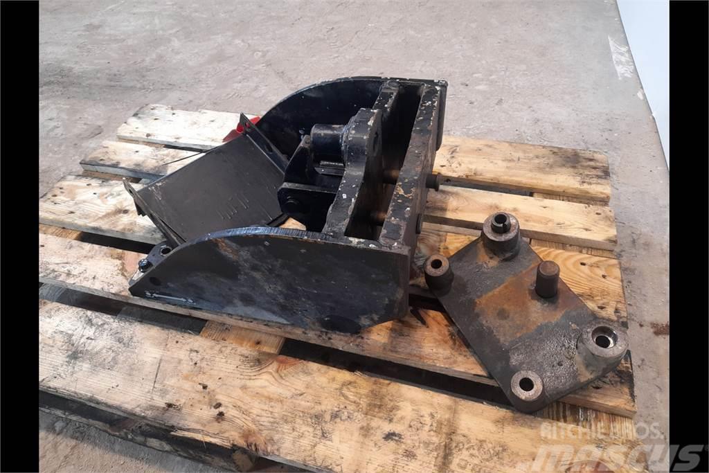 Massey Ferguson 6485 Hitch Other tractor accessories