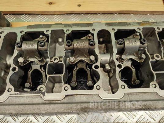 Femac 716 Vario (04250595R) valve cover Engines