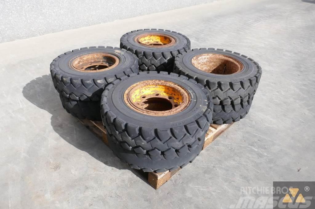 Kenda 7.50-15 Tyres, wheels and rims