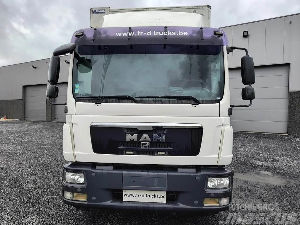 MAN TGM 15.250 CASE WITH 2 SIDE PORTS - EURO 5 Box body trucks
