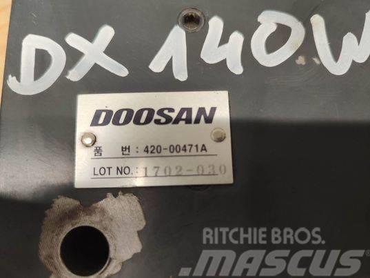 Doosan DX 140 W (1702-030) hydraulic block Hydraulics