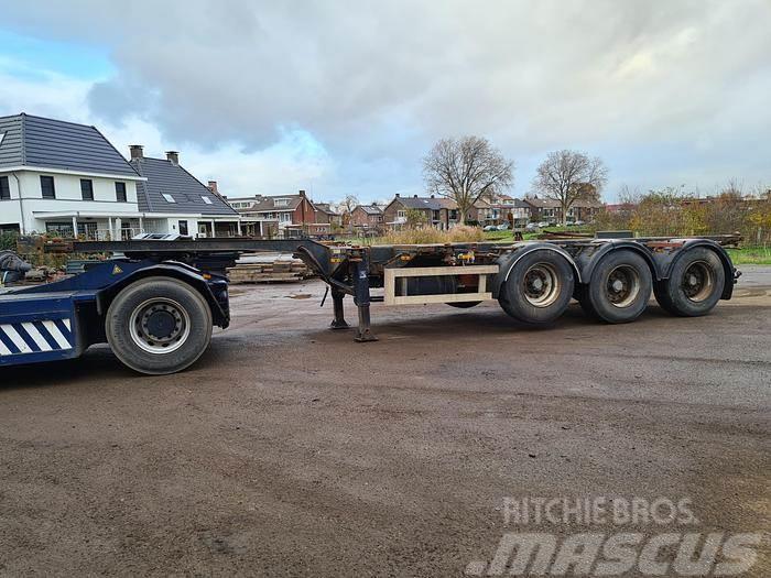 Nooteboom 3 AXLE CONTAINER CHASSIS ALL CONNECTIONS ROR DRUM Containerframe semi-trailers
