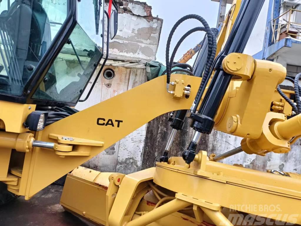 CAT 140 H Other groundcare machines