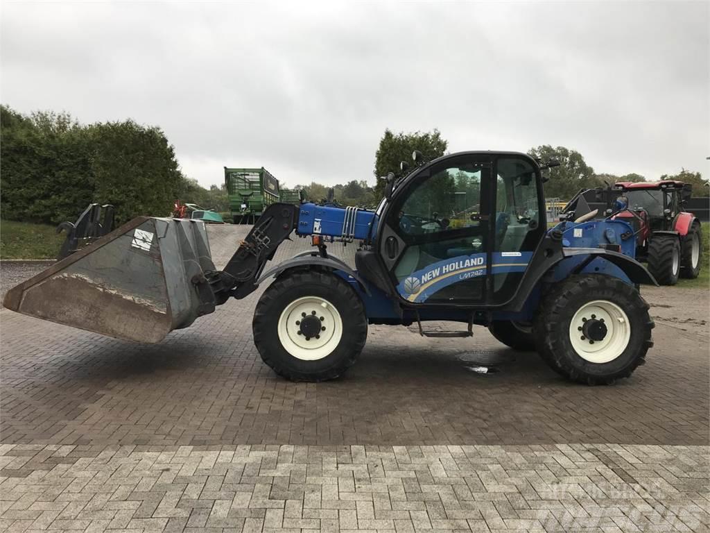 New Holland LM 7.42 Elite Telehandlers for agriculture