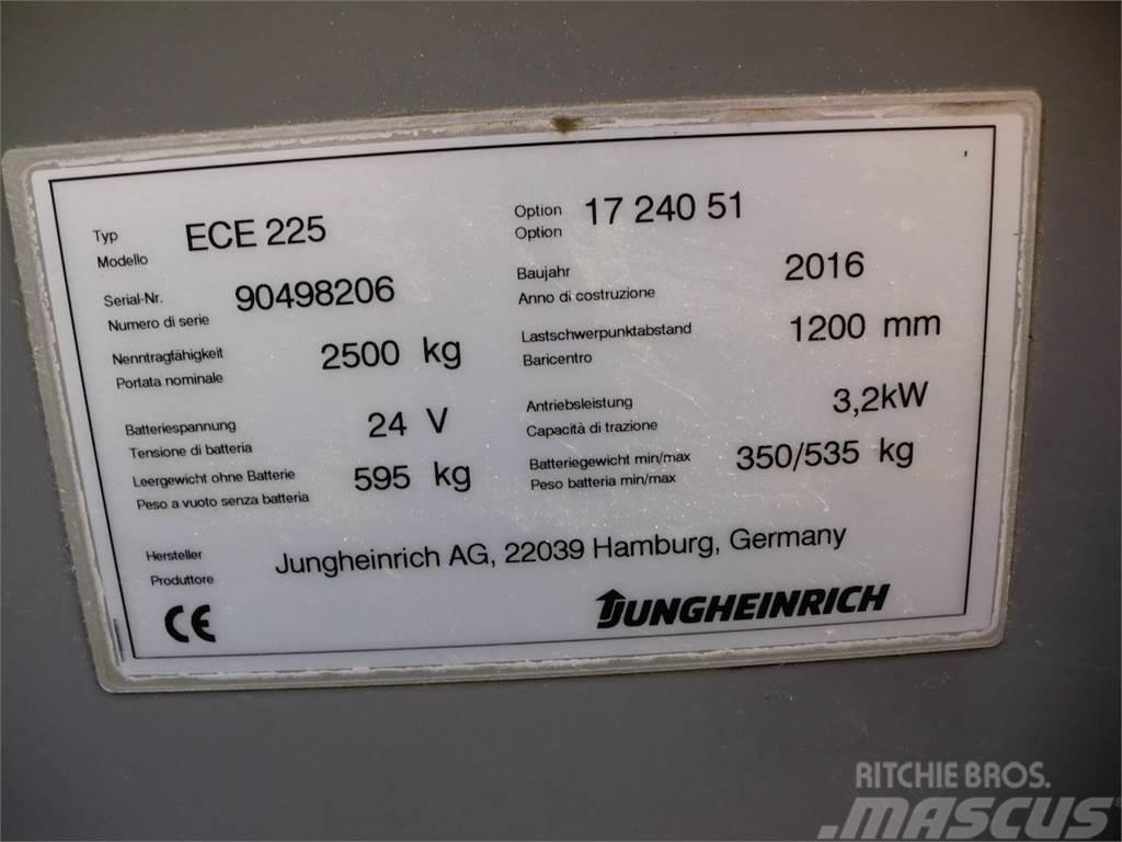 Jungheinrich ECE 225 2400x510mm Low lift order picker