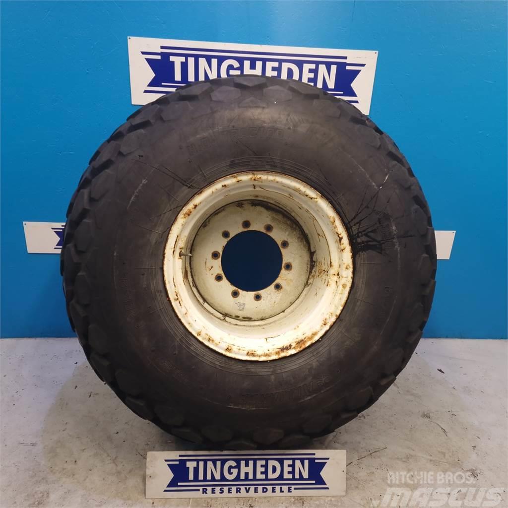  26 28L-26 Tyres, wheels and rims