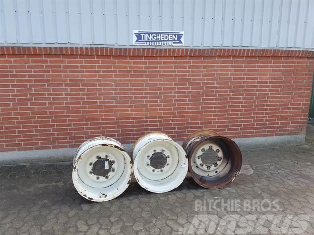 New Holland 24 W14LX24Z Tyres, wheels and rims