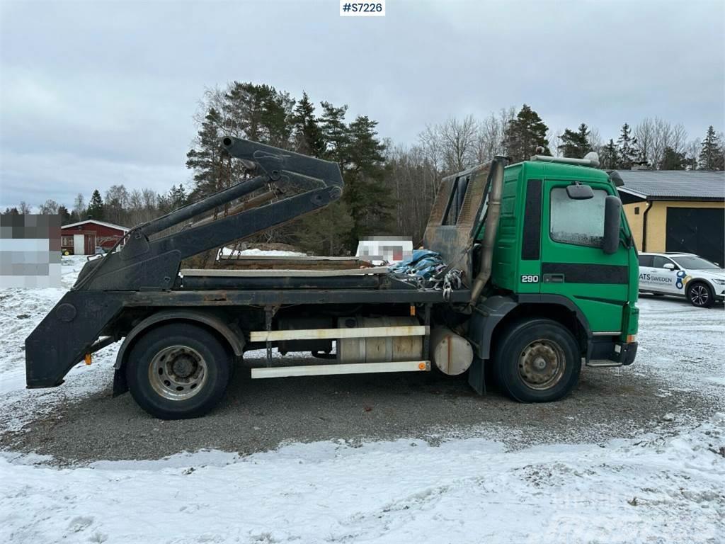 Volvo FM7 4X2 Lift dumper Skip loader trucks