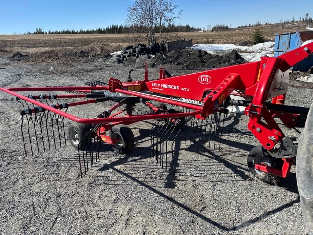 Lely Hibiscus 425 S Rakes and tedders