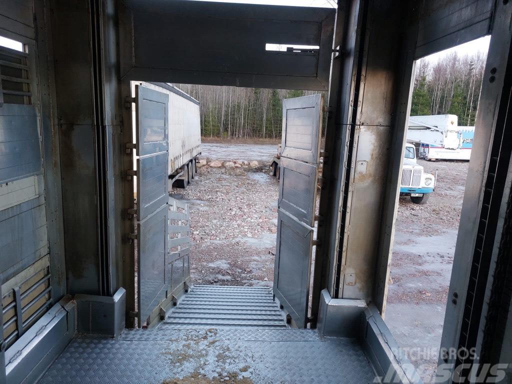  MENKE-JANZEN Djurtransport Trailer Animal transport semi-trailers