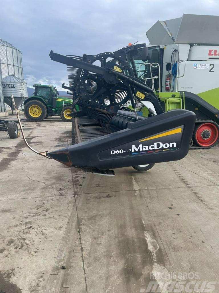 MacDon D 60 D Combine harvester heads
