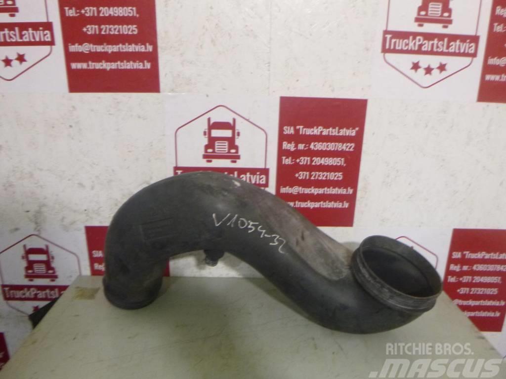 Volvo FH13 Air filter pipe 1674383 Engines