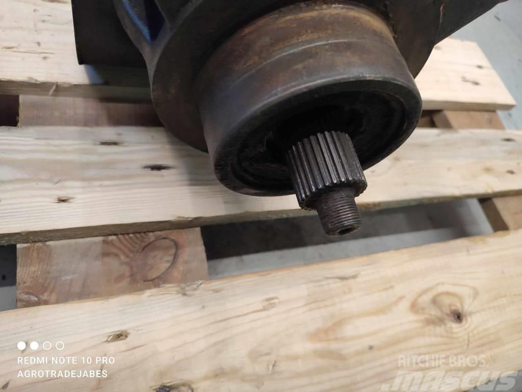 New Holland (NH858256673) (11X31) attack Axles