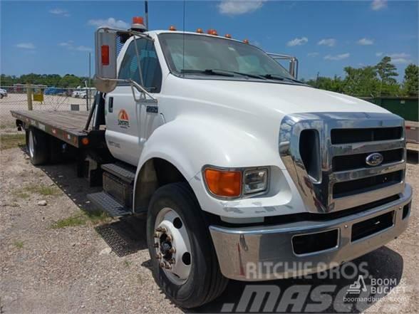 Ford F750 XLT Recovery vehicles