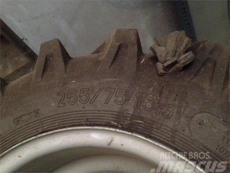  - - -  Thaler 255/75-15,3 Tyres, wheels and rims
