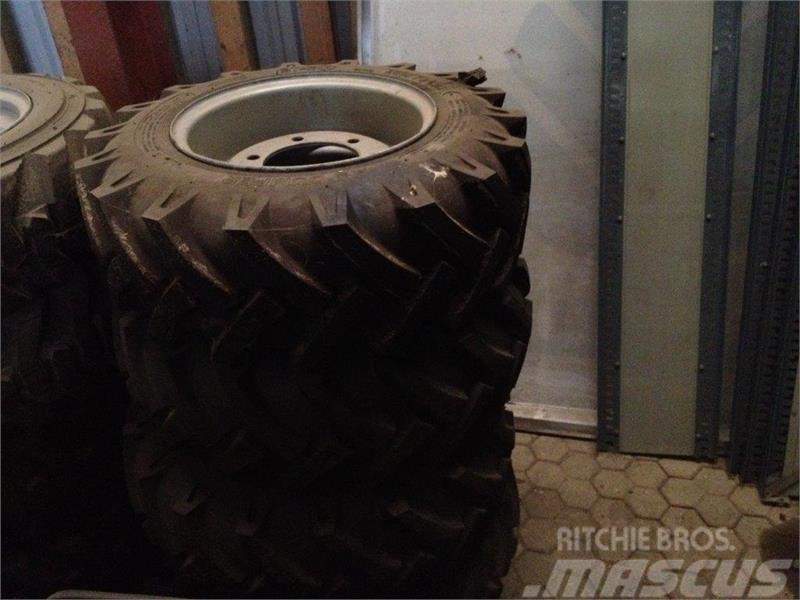  - - -  Thaler 255/75-15,3 Tyres, wheels and rims