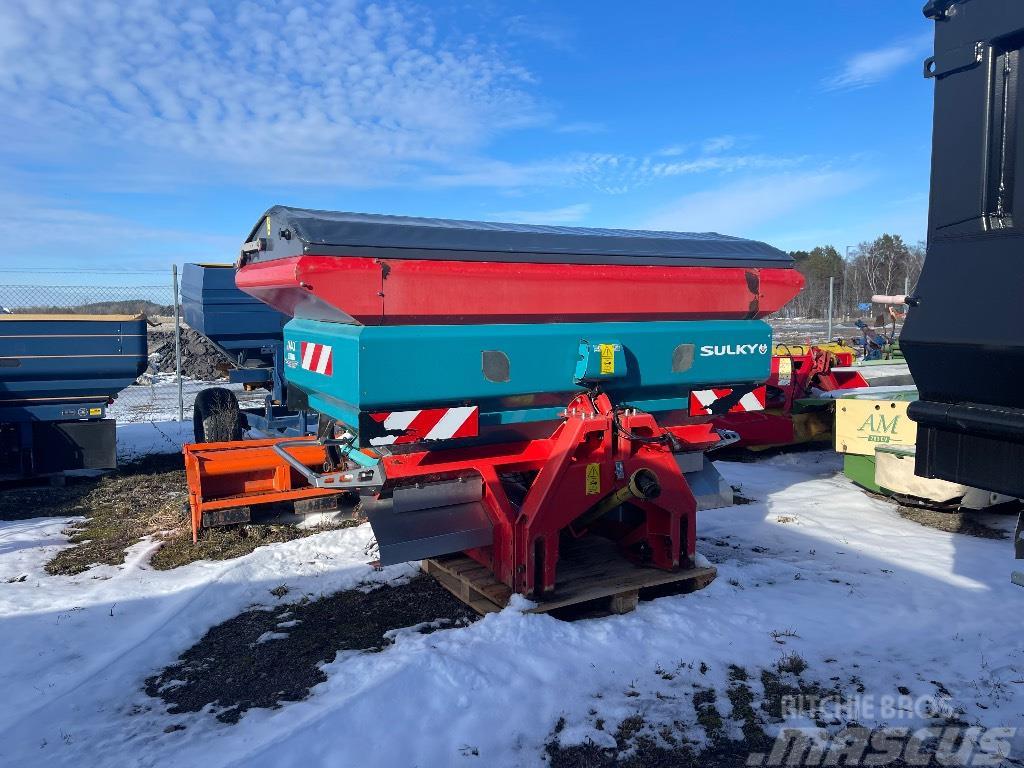 Sulky X40+ 18-28m 3000liter Mineral spreaders