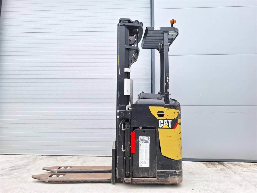 CAT NSR20N Self propelled stackers