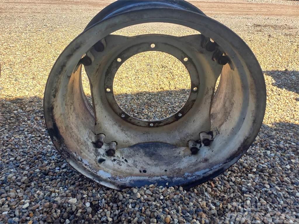 New Holland 8360 Front Rim Tyres, wheels and rims