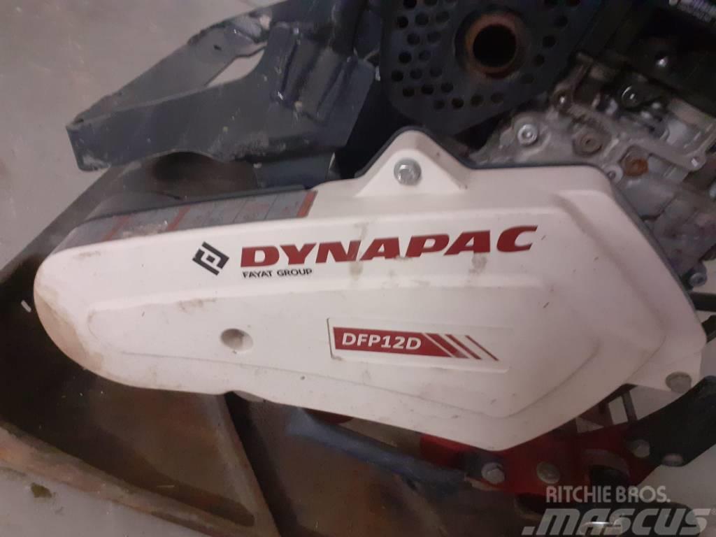 Dynapac Rüttelplatte DFP12D (122kg / 500mm / 25kN) Plate compactors