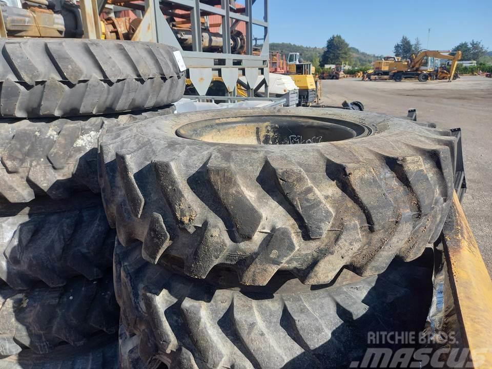 CAT M320F Tracks, chains and undercarriage