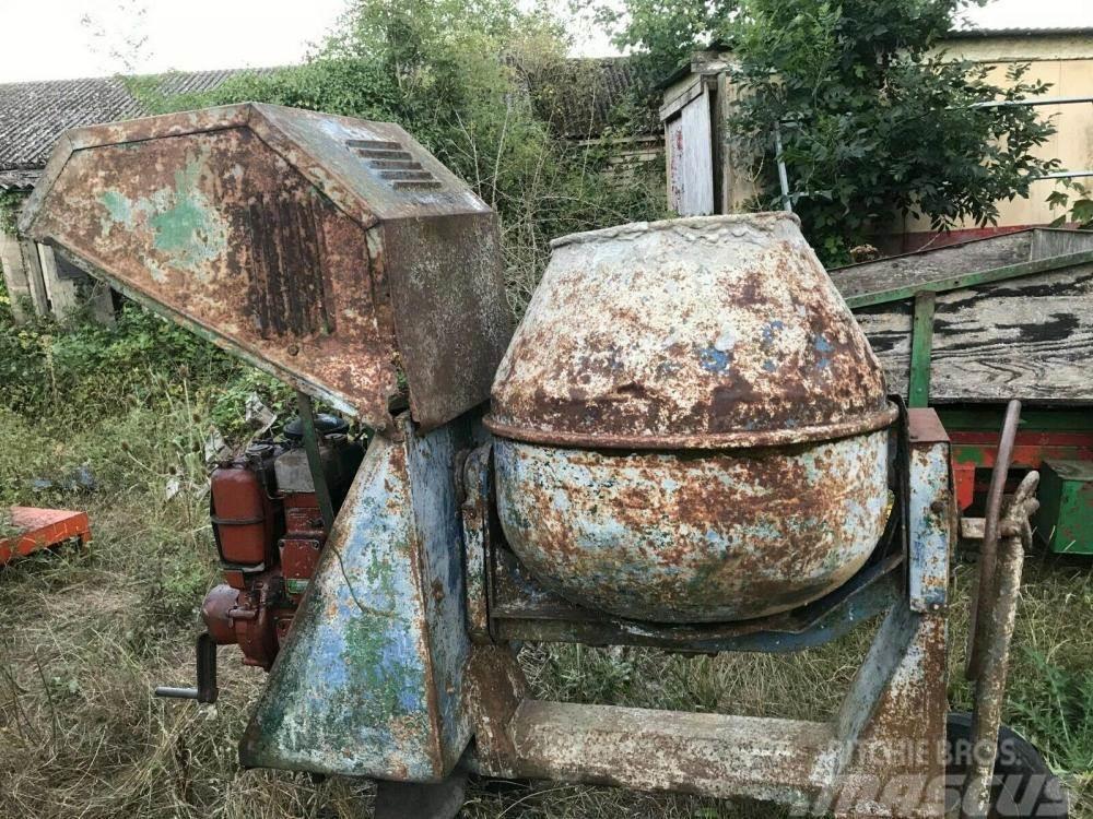  Concrete mixer with Lister LD1 engine £450 plus va Other components
