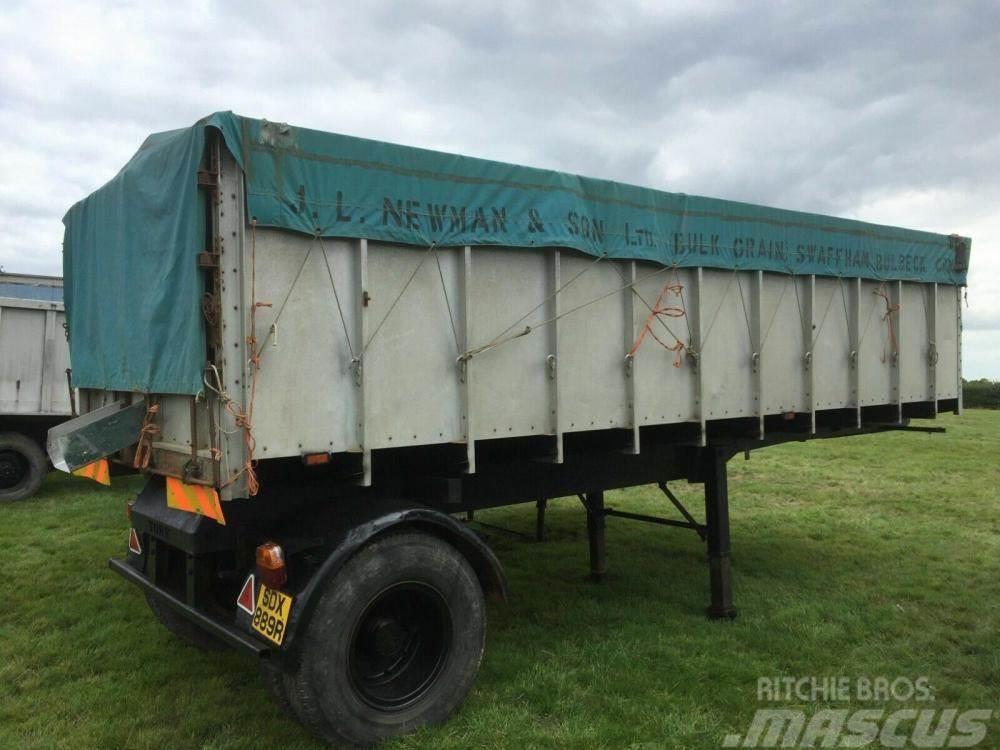  Grain Trailer - Artic Trailer £1650 plus vat £1980 Other trailers