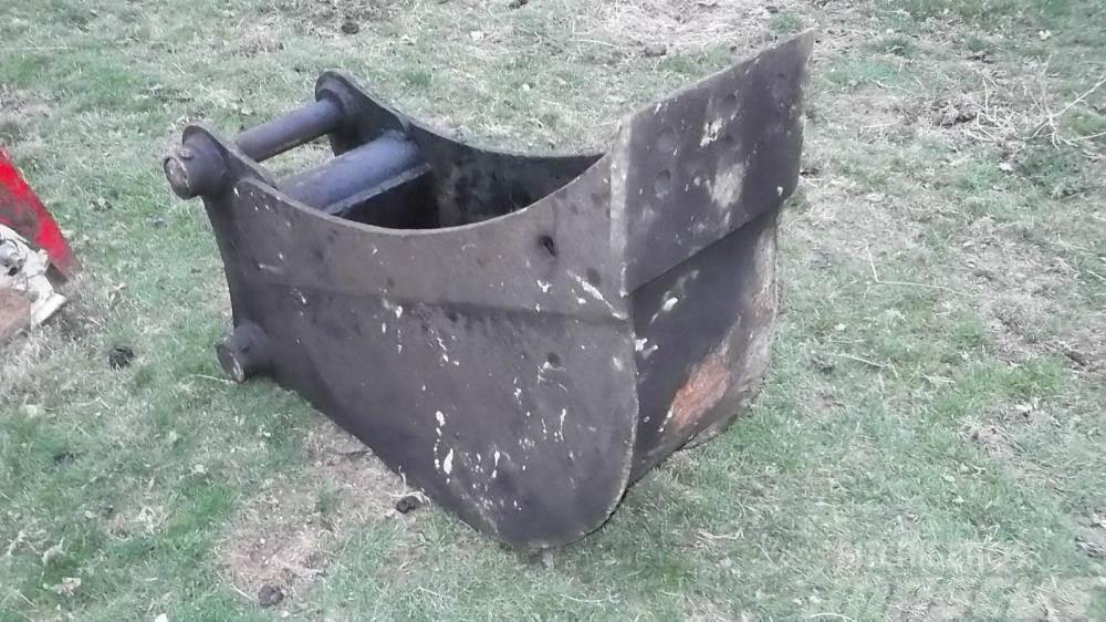  Trenching Bucket 11 inch £275 plus vat £330 Other components