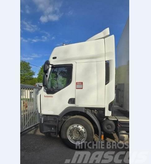 Renault D WIDE Tractor Units