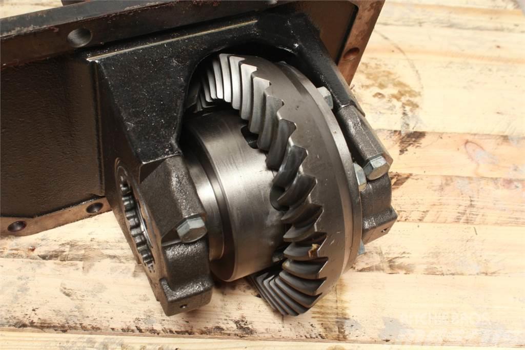 New Holland T6.175 Front axle differential Transmission