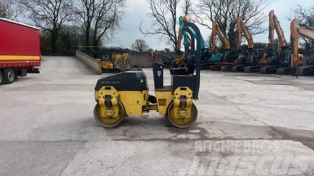 Bomag BW 120 AC-3 Twin drum rollers