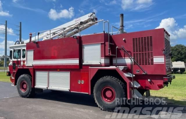  2001 OSHKOSH TI-1500AF4X4 FIRE TRUCK SKY BOOM 2001 Fire trucks
