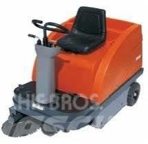 Hako Jonas P 900R Combination sweeper scrubbers