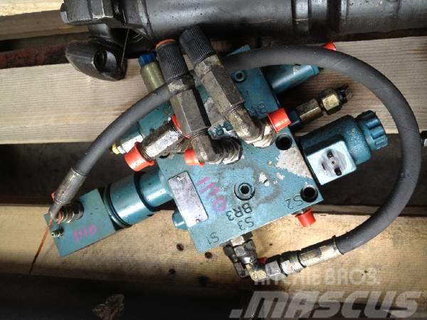 Timberjack / John Deere Brake valve Brakes