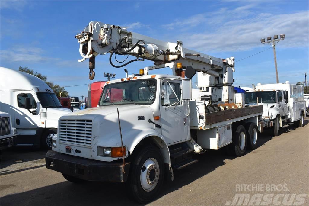 Altec D947TR Mobile drill rig trucks