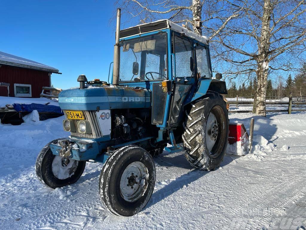 Ford 4610 Tractors