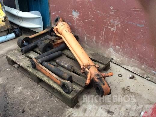 Fiat-Hitachi FH150 BUCKET RAM & LINKAGES Other